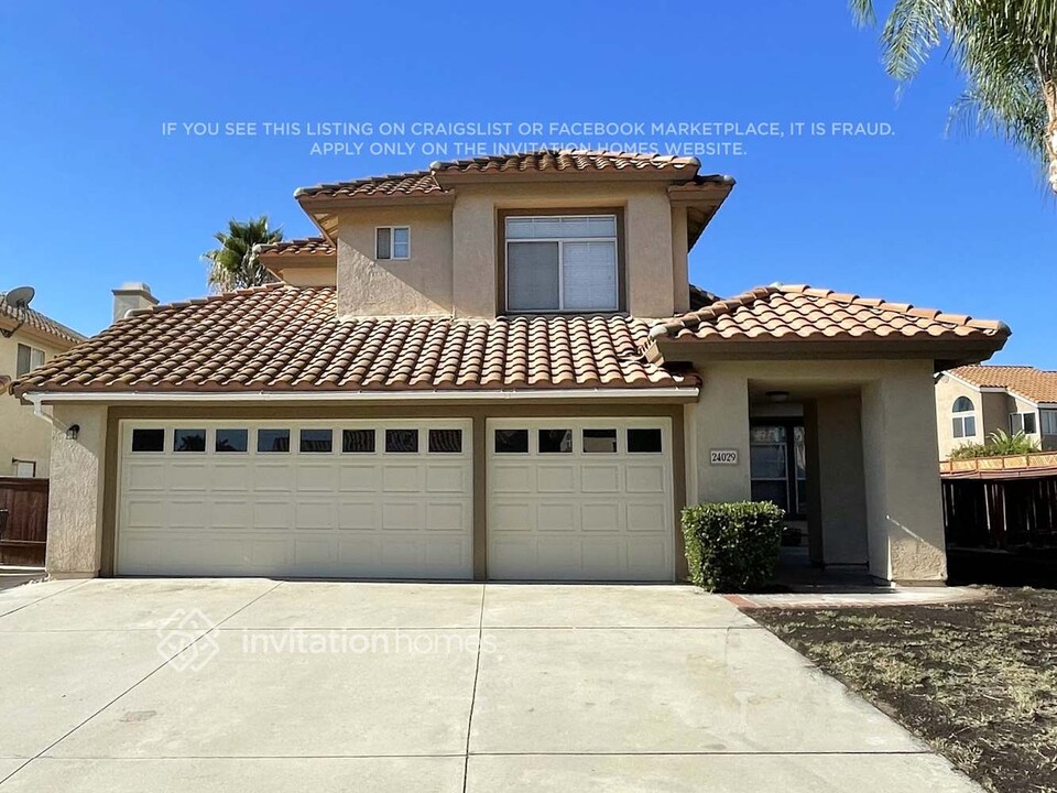 24029 Bearskin Cir in Murrieta, CA - Building Photo