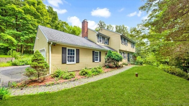 property at 35 Highpoint Rd