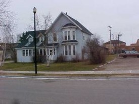 1021 Lake Ave in Detroit Lakes, MN - Building Photo