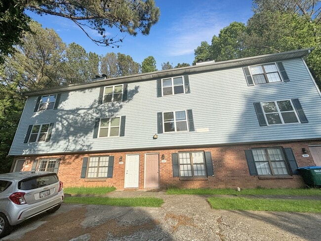 property at 3036 Destin Cir
