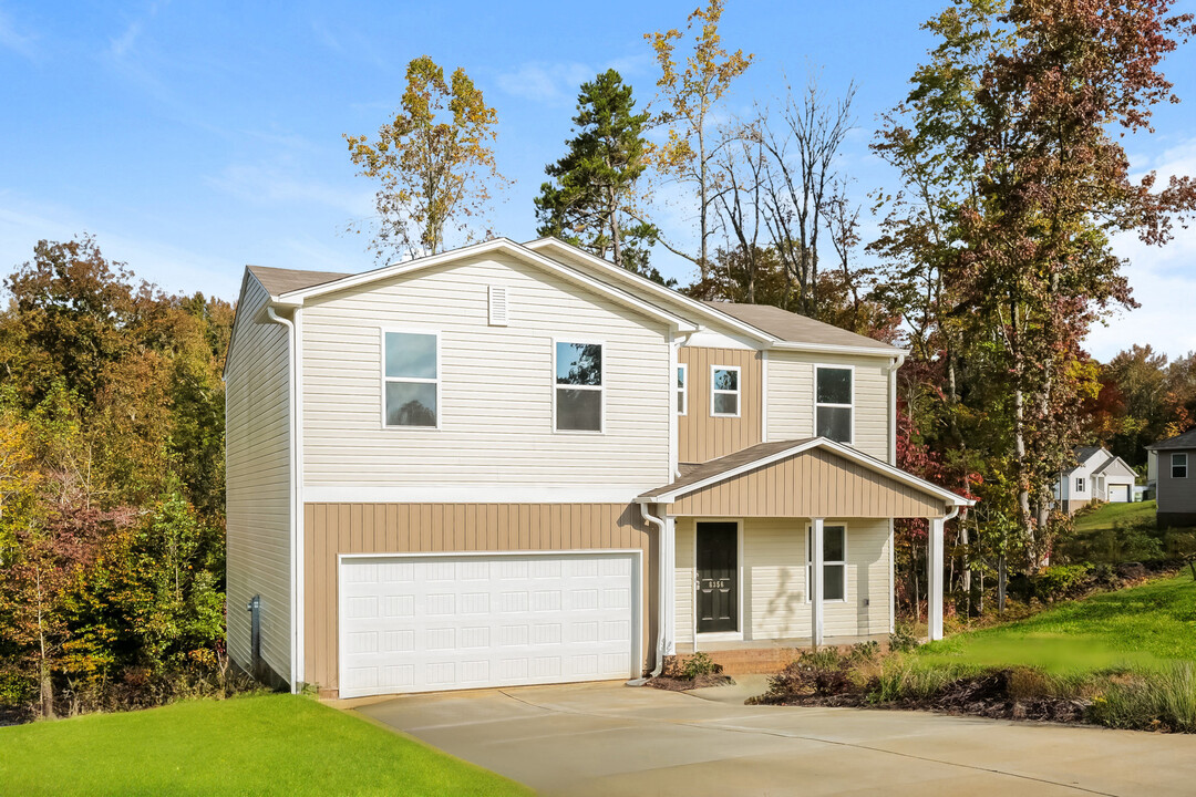 6356 Century Ln in Thomasville, NC - Building Photo