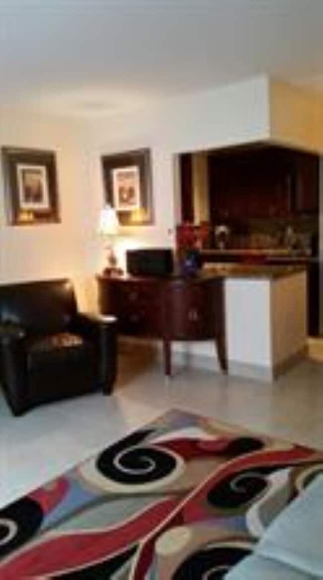 2261 NE 67th St, Unit 1811 in Fort Lauderdale, FL - Building Photo - Building Photo