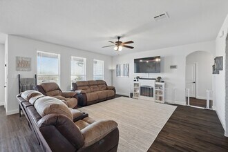 9320 Bengal Ct in Godley, TX - Building Photo - Building Photo