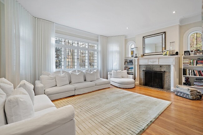 property at 29 Ave. Church Hill