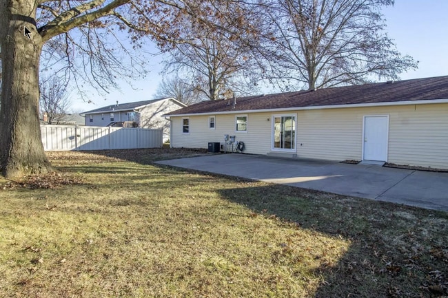 707 Blackberry Ln in O'Fallon, MO - Building Photo - Building Photo
