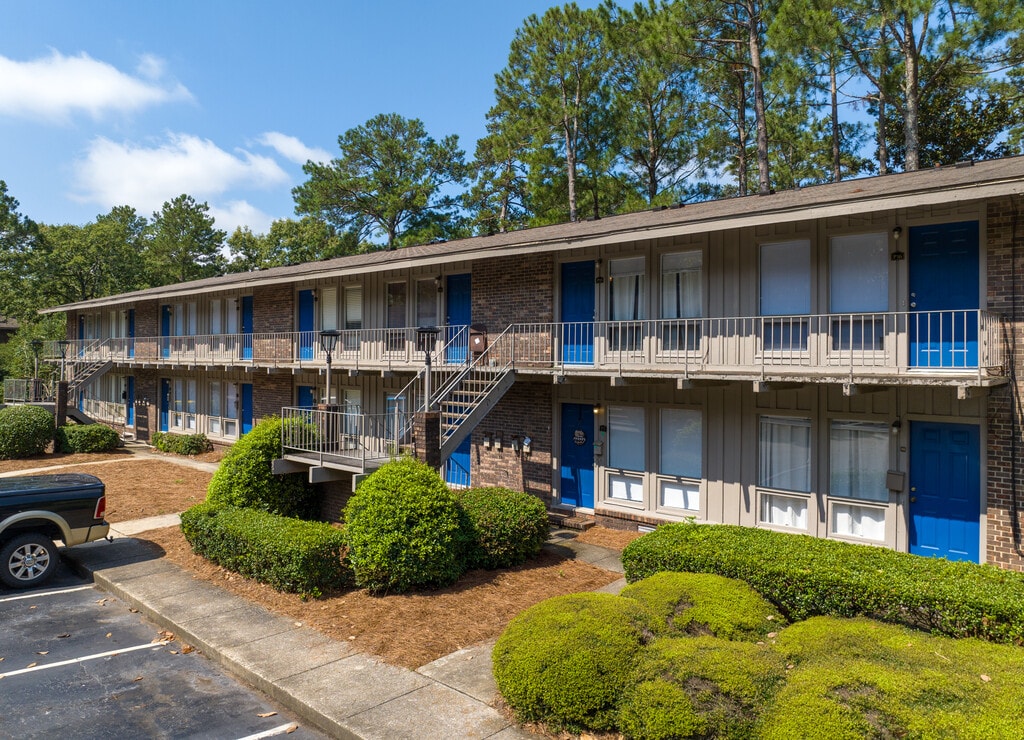 Carriage Hill Apartments in Phenix City, AL