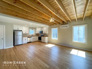 71 E Cascade St in Asheville, NC - Building Photo - Building Photo