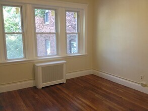 205 Winthrop Rd, Unit 3A in Brookline, MA - Building Photo - Building Photo