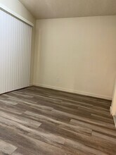 5905 Fairfax Rd, Unit # D in Bakersfield, CA - Building Photo - Building Photo