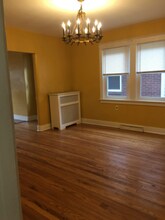 2277 Shady Ave in Pittsburgh, PA - Foto de edificio - Building Photo