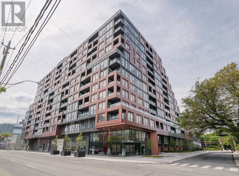 28 Eastern Ave in Toronto, ON - Building Photo