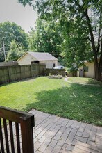 395 E 15th Ave in Columbus, OH - Foto de edificio - Building Photo