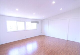 15241 Touraine Way in Irvine, CA - Building Photo - Building Photo