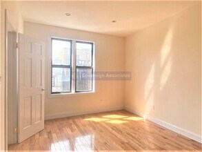 270 Fort Washington Ave, Unit 65 in New York, NY - Building Photo - Building Photo