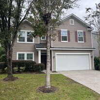 66 Isle Of Palms E in Bluffton, SC - Building Photo