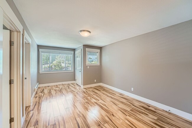3208 Mcclintock Ave S in Seattle, WA - Building Photo - Building Photo