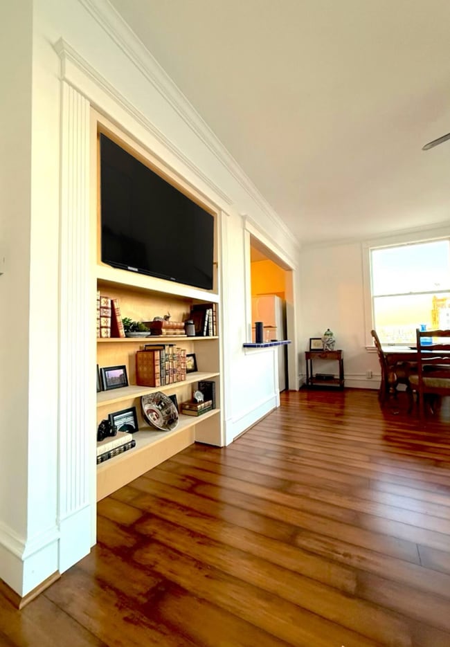 455 E Ocean Blvd in Long Beach, CA - Foto de edificio - Building Photo