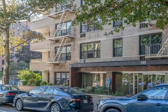 180 Prospect Park SW in Brooklyn, NY - Building Photo - Building Photo