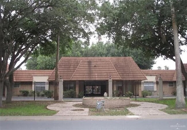 101 Yuma Ave