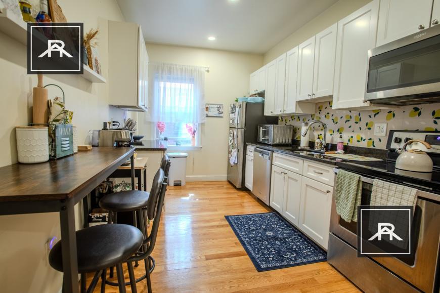 383 Harvard St in Brookline, MA - Building Photo