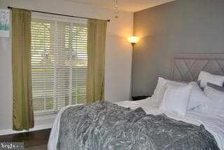 240 S Reynolds St, Unit 101 in Alexandria, VA - Building Photo - Building Photo