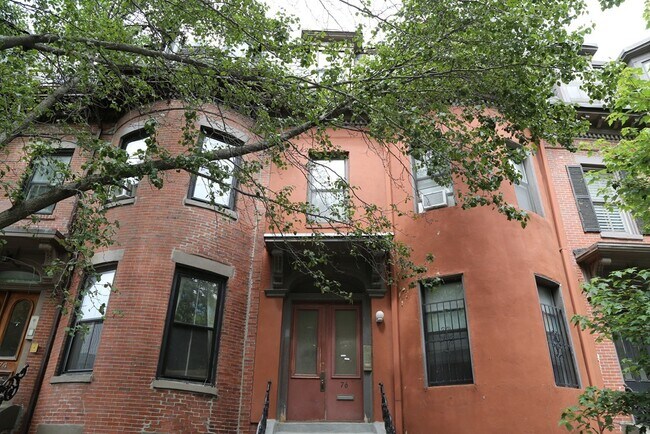 76 E Brookline St, Unit 3 in Boston, MA - Building Photo - Building Photo