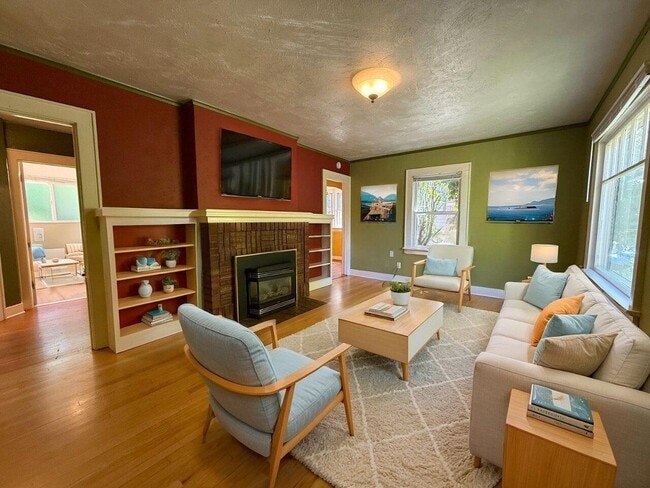 property at 1315 Washington St