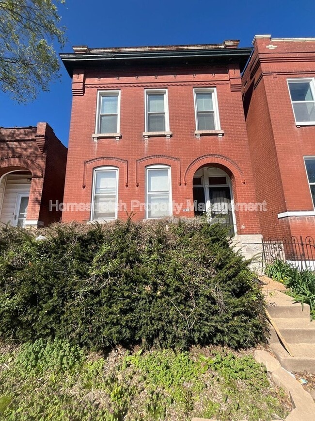 property at 3233 Oregon Ave