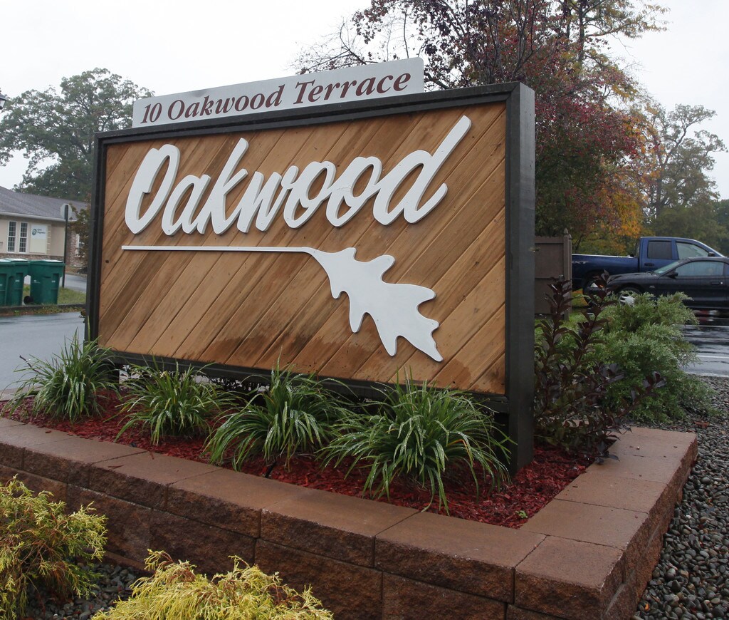 Oakwood Apartments New Windsor, NY Apartments For Rent