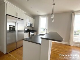 166 Hampshire St, Unit 4 Apartamentos