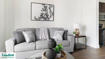 7373 Valley View Ln in Dallas, TX - Building Photo