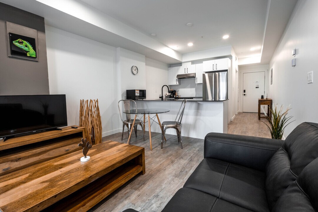 1827 Albert St, Unit SI ID1373723P in Regina, SK - Building Photo