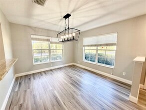 9604 Charlesberg Dr in Tampa, FL - Building Photo - Building Photo