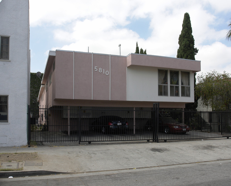 5810 Gregory Ave in Los Angeles, CA - Foto de edificio