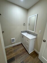 1242 NE Dempsey Dr in Bend, OR - Building Photo - Building Photo