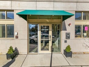 116 Rantoul St in Beverly, MA - Building Photo - Building Photo