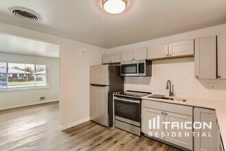 3115 Xanadu St in Aurora, CO - Foto de edificio - Building Photo