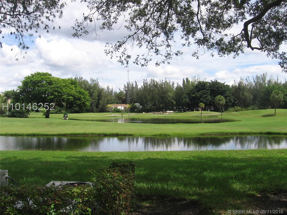 1151 SW 128th Terrace-Unit -112 in Pembroke Pines, FL - Building Photo