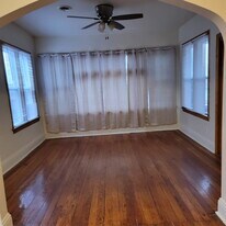 3917 Fir St, Unit 2F in East Chicago, IN - Building Photo