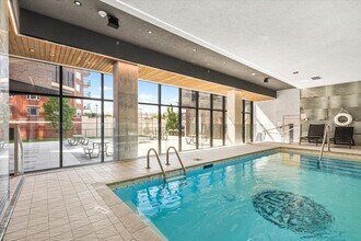 1700 Boul Angrignon in Montréal, QC - Building Photo - Building Photo