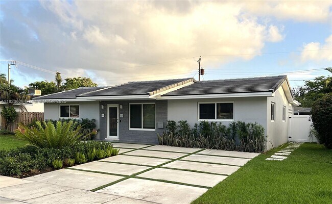 property at 1321 Garfield St