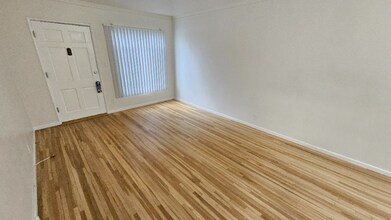 4221 Los Feliz Blvd in Los Angeles, CA - Building Photo - Building Photo