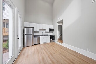 2209 Garden Pl in Raleigh, NC - Building Photo - Building Photo