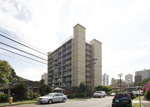 Rose Terrace in Honolulu, HI - Building Photo - Building Photo