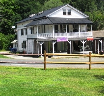 1264 Main St in Coventry, CT - Foto de edificio