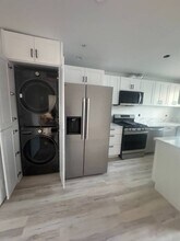 522-528 N Alexandria Ave in Los Angeles, CA - Foto de edificio - Building Photo