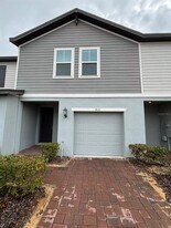 431 Legacy Lp in Davenport, FL - Building Photo