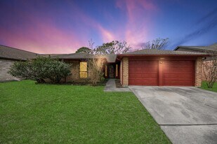 2227 S Ferrisburg Ct in Sugar Land, TX - Building Photo