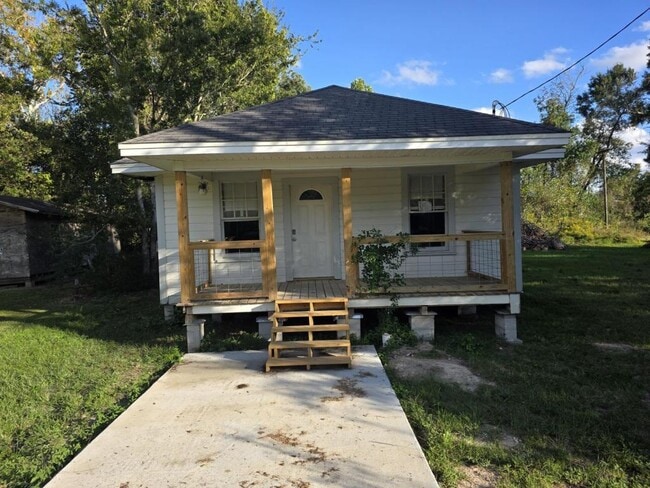 property at 345 S 8th St