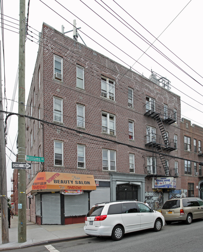 590 Williams Ave in Brooklyn, NY - Building Photo - Building Photo